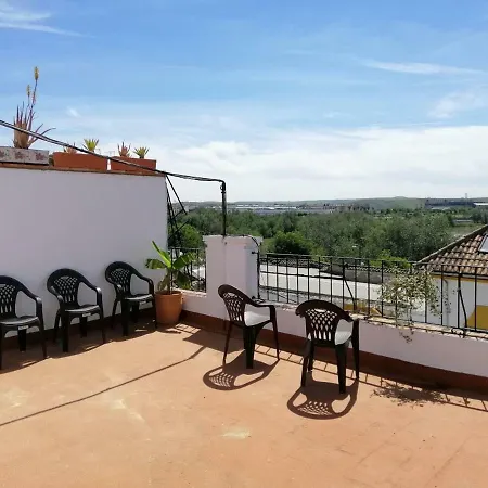 Apartment Sleep & Shower In A Typical District *